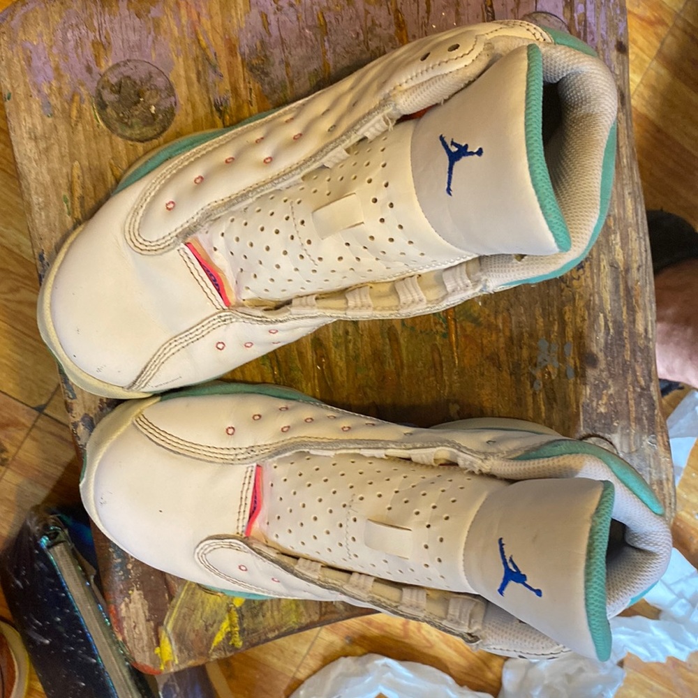 Jordan 13 Retro size 4.5 Y